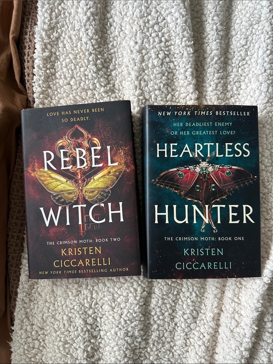 Other - Heartless Hunter & Rebel Witch Book Set - Black, Red